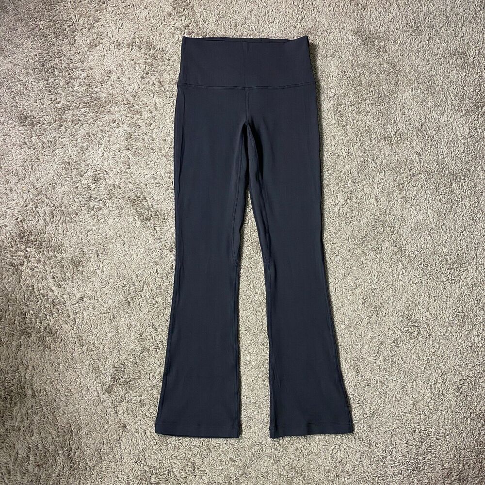 Lululemon Size 6 Align High Rise Mini Flared Pant 28" Black